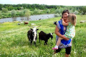 Дві пари працьовитих рук — велика сила